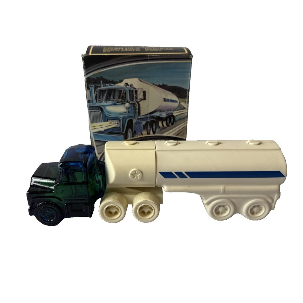 Vintage Avon Big Rig Truck After Shave & Talc Set FULL With Box 1970s Decanter